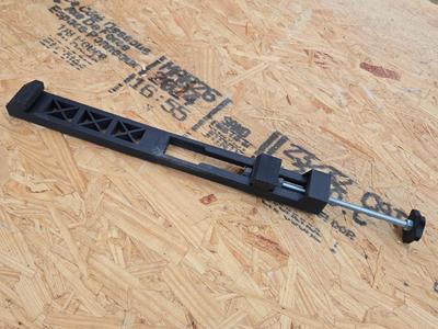 Circular Saw Narrow Rip Guide Attachment