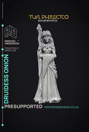Druidess Onion – Fey Druid – PRESUPPORTED – Illustrated and Stats – 32mm scale