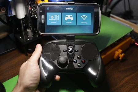 Steam Controller Adjustable Phone Mount