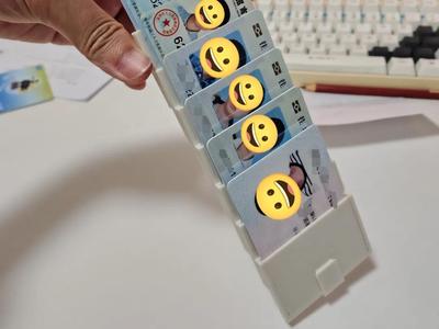 Extensible ID Card Organizer (Infinitely Expandable)