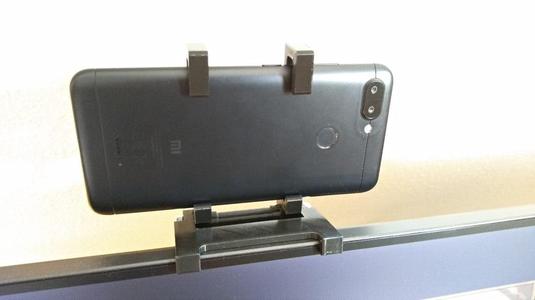 Simple Smartphone Holder Webcam