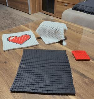 FABRIC FIDGET TOY / PIXEL ART CHAINMAIL