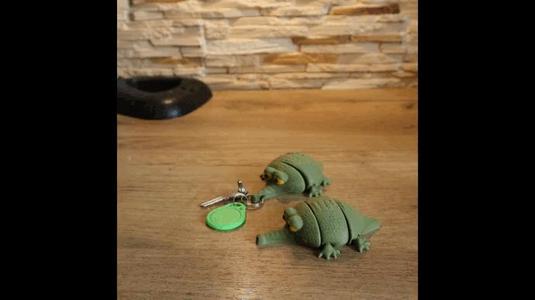 flexi chubby crocodile keychain