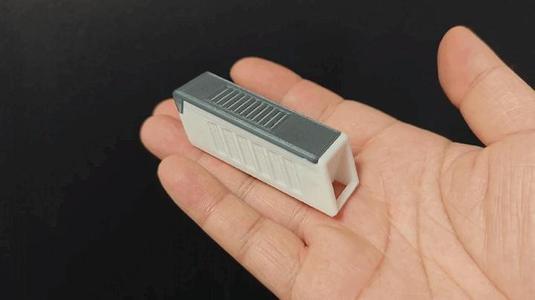 Sliding Mini Storage Box, Earphone Case (10g, One-handed Sliding, Keychain-Attachable)