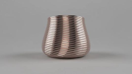 Vase 05