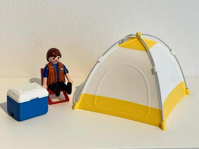 Playmobil sized Coleman Cooler