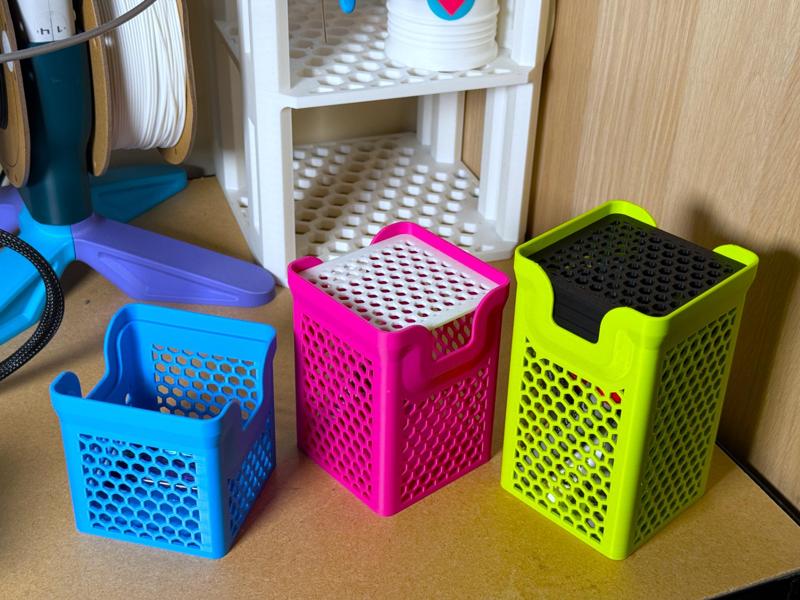 90x90mm Square Stacking Hexagon Basket – 3 Sizes