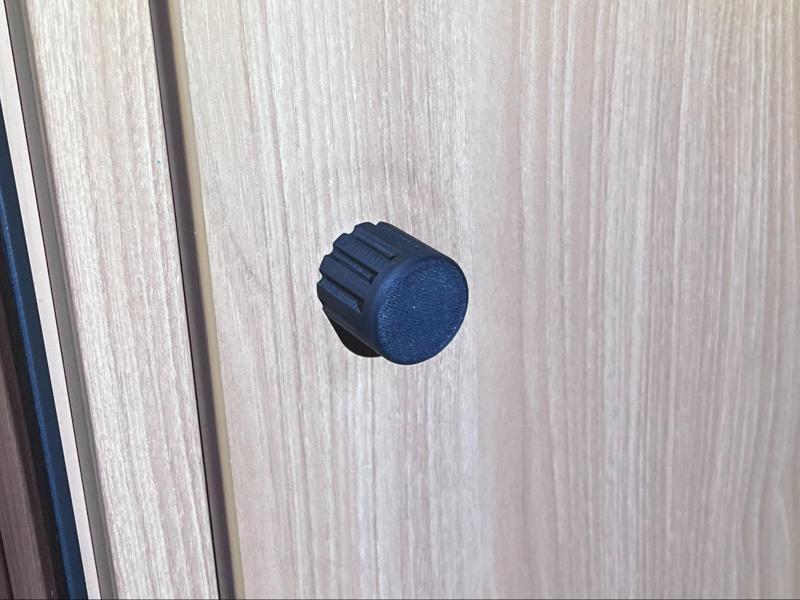 Motorhome or caravan rotary knob for wardrobe