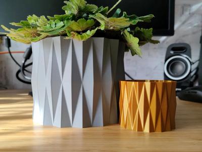 Crystal Palace Plant pot and planter – vase mode