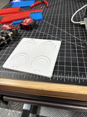 F1 40 mm coin holder with more clearance   