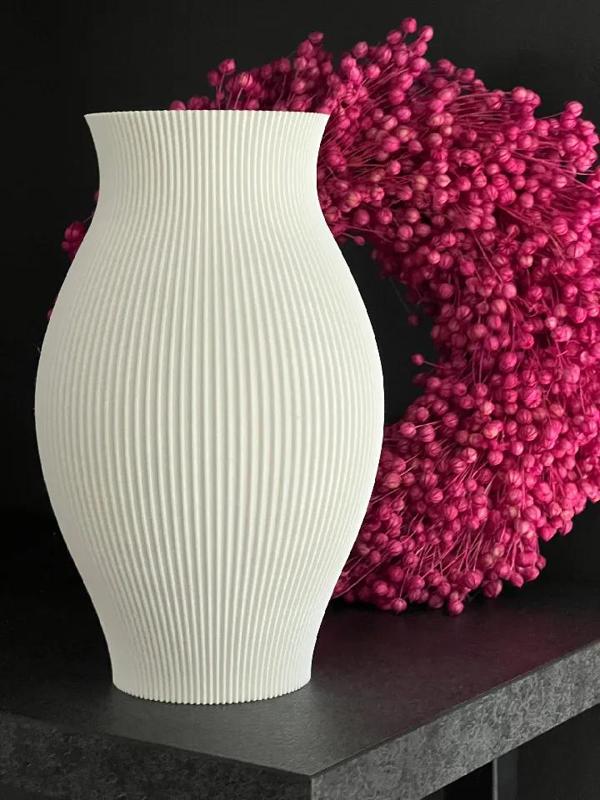 Linja Freja - Modern ribbed vase with Nordic retro touch   