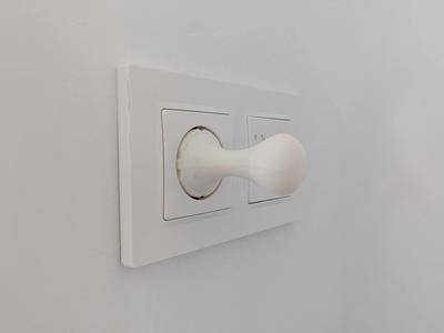 Power Plug Hanger