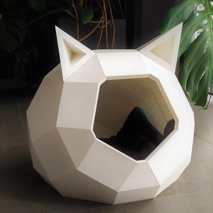 HOUSE TAO LOW POLY CAT (with ears)