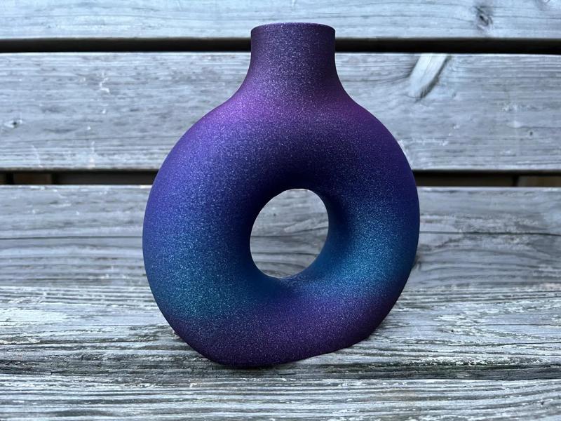 Donut vase