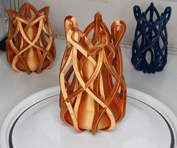 Stephanie’s Knotted Vase