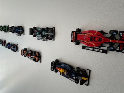 LEGO F1 Speed Champions wall mount