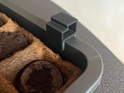 Spacer for Seedlings