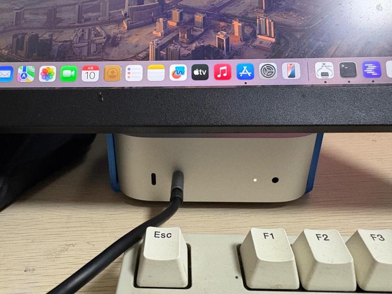 mac mini m4 monitor VESA mount (75x75mm)