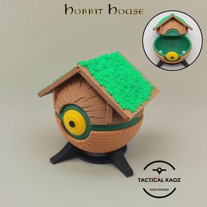 Pokeball Hobbit House – Lord of The Rings