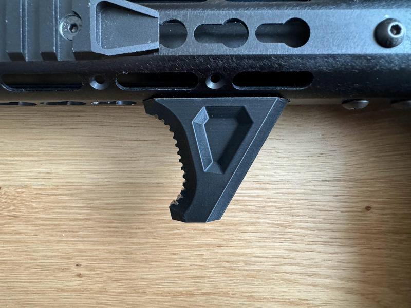 M4/AR-15 KeyMod handstop (6) for airsoft.