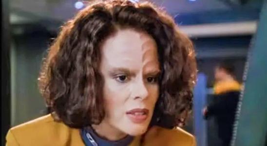 Torres figure head- Star Trek Voyager