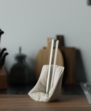 Cushioned Glass Bloom