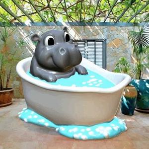 Moo Deng Pigmy Hippo Bath Figurine