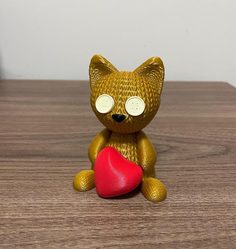 Cute Crochet Cat WIth Heart Plush – NO SUPPORT