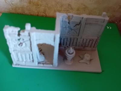 Wargaming runied wall with door- Wargames ruin
