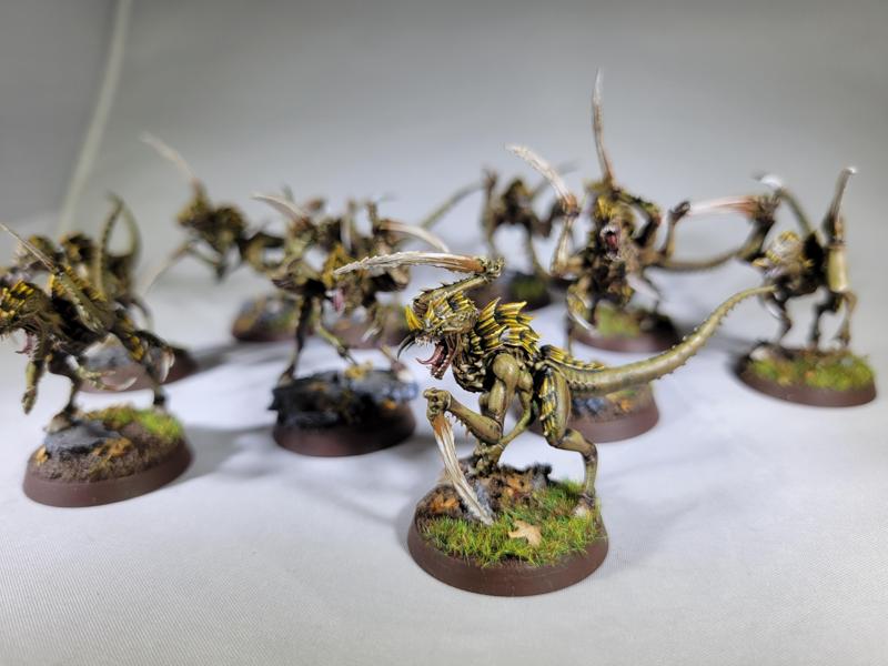 Scary Looking HD Clawed Space Bug Troops Builder