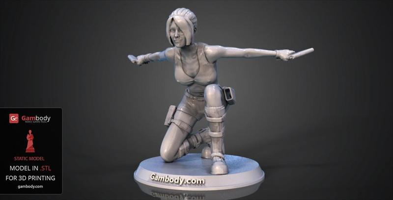 Lara Croft in Action 3D Printing Figurine | Static