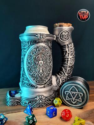 Goddess of the land Can Cozy Dice Tower