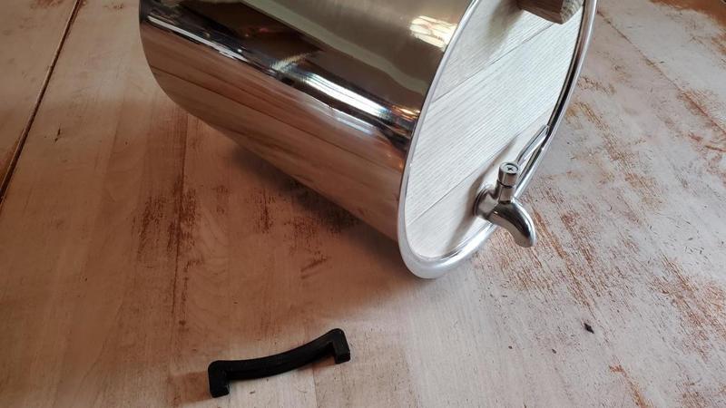 Badmo Barrel Stand
