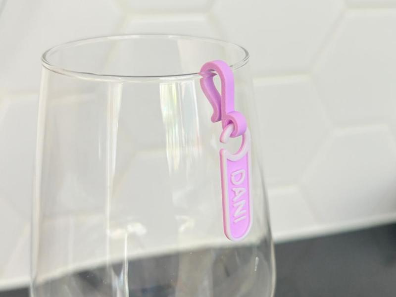 Glass marker / Name tag / Fob – Customizable