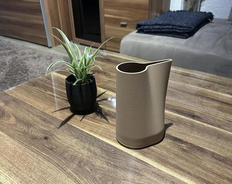 ERGONOMIC WATERING CAN (4 VERSIONS)   