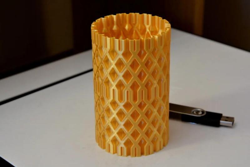 Vase 827
