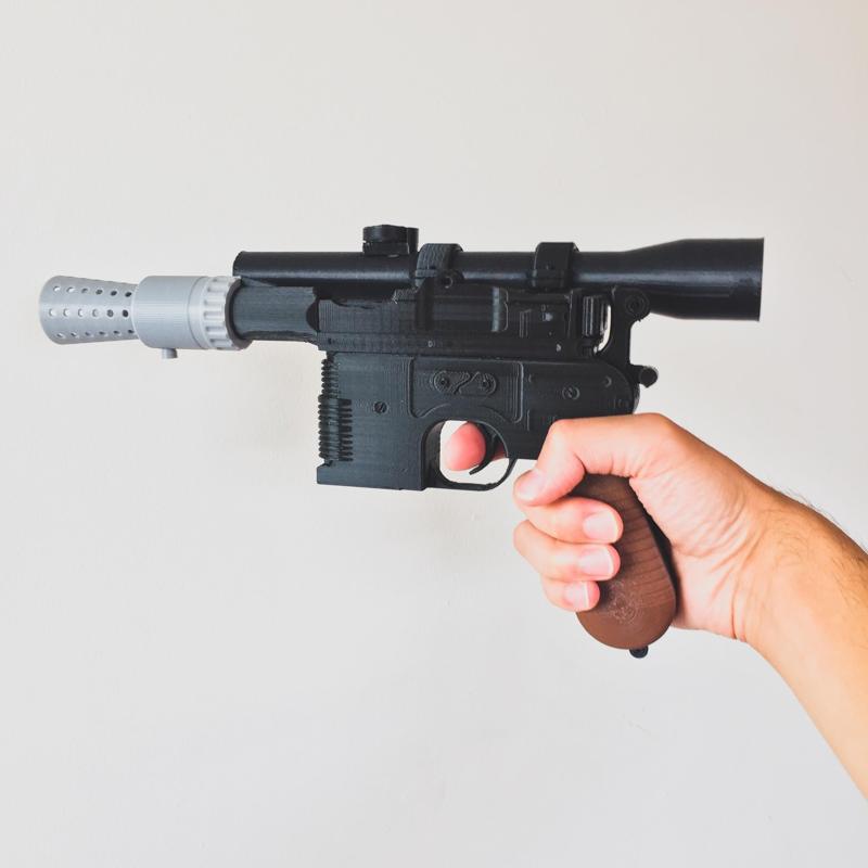 Han Solo’s DL-44 Heavy Blaster Pistol – 3D Model kit