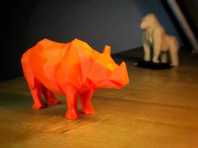 LOW POLY RHINO