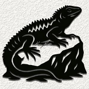 iguana lizard rock wall art home decor