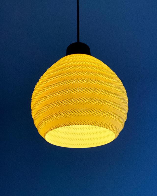 Cora Pendant Lamp – Spiral Lampshade