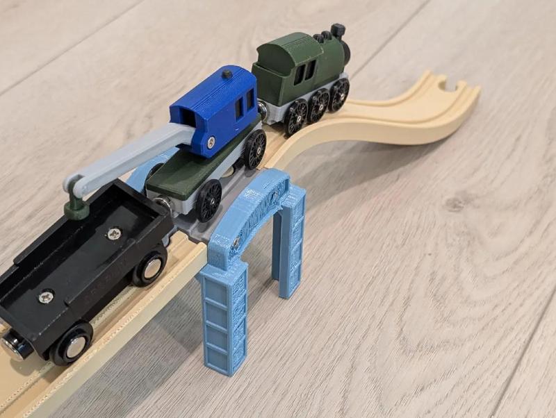 Swerving Ramp – Brio Compatible
