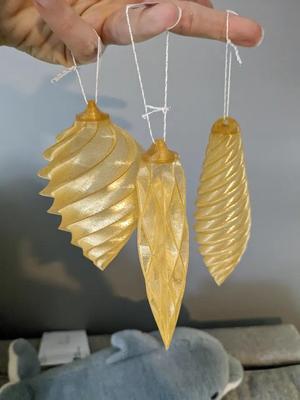 Christmas Baubles (with Fusion 360 source)