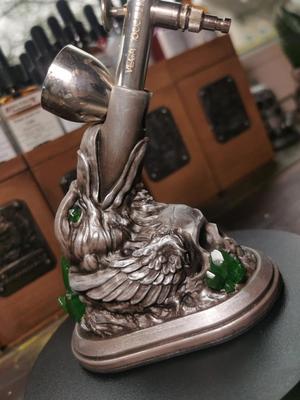 Airbrush Stand - Raven