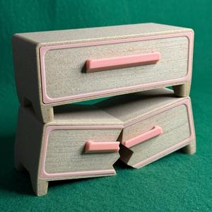 BROKEN DRAWER - MINI BROKEN WOODEN CABINET