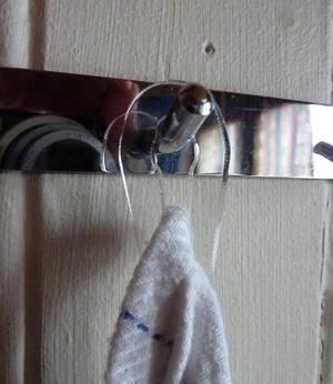Towel rack gentle hook for towels/dishcloths