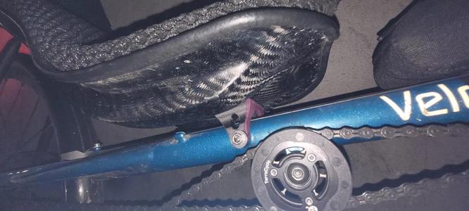 Inferior bracket for recumbent seat   