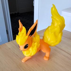 Flareon - Pokemon - Multicolor