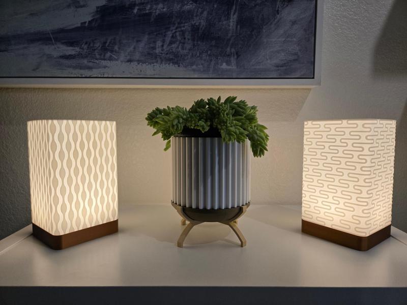 Retro Wave Lamp