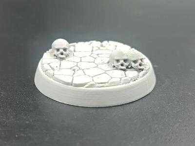 DnD Miniature Model Bases 32 mm RPG – Skull Base