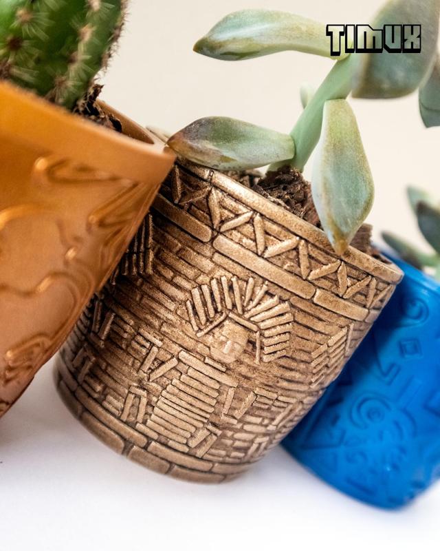 CHACHAPOYAS POT – ANCIENT PERUVIAN CULTURE DESIGN
